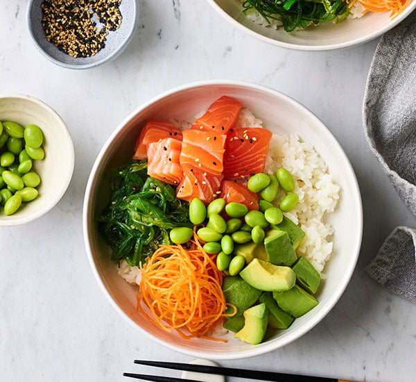 Tazón de sushi de salmón Poke